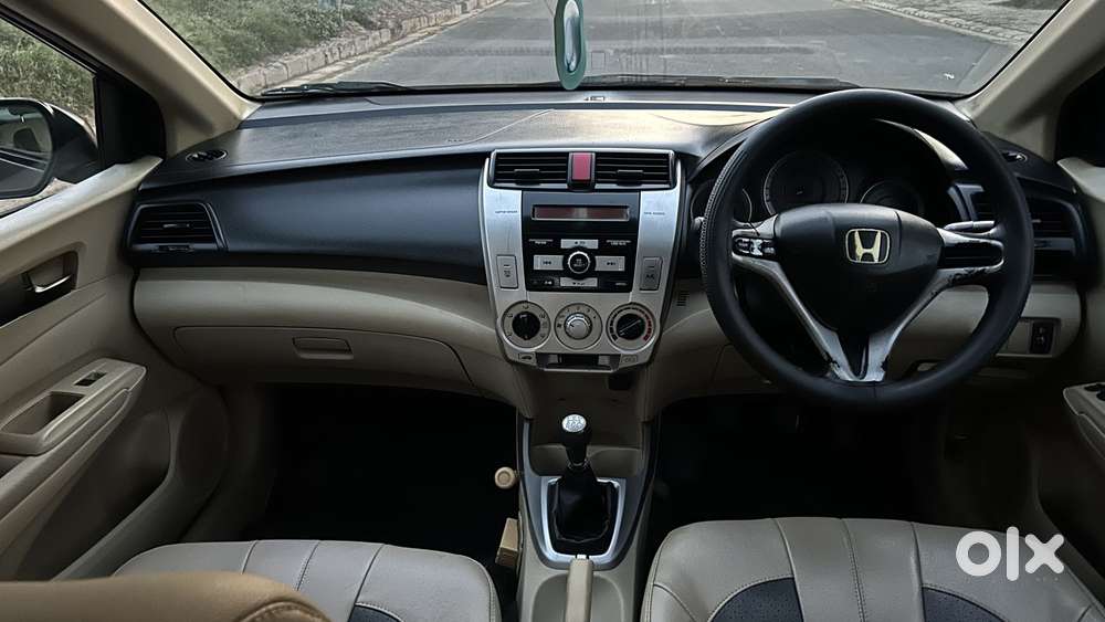 Honda Brio S Mt, 2011, Petrol