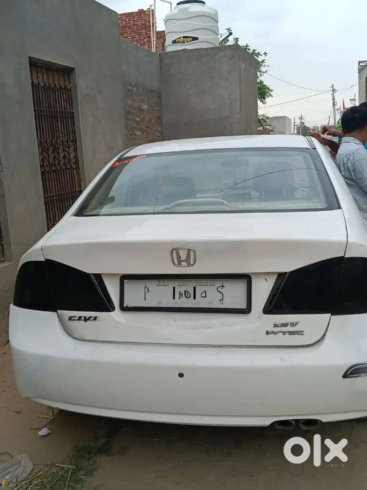 Honda Civic 1.8 E 2011 Sunroof