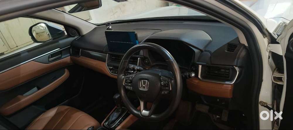 Honda Elevate 2023 Petrol Well Maintained