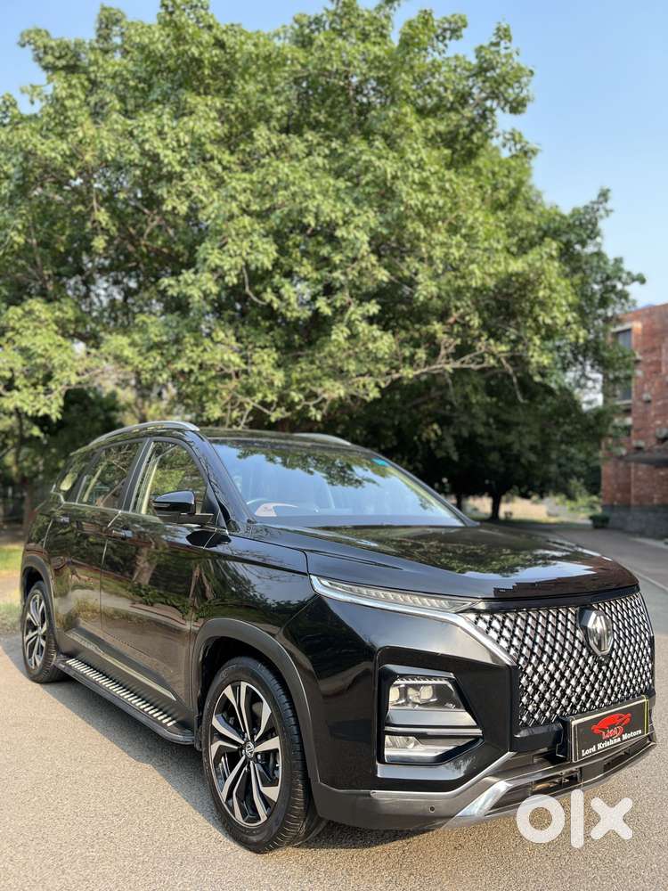Mg Hector Plus Sharp Pro 1.5 Turbo Petrol Cvt 6 Str, 2024, Petrol