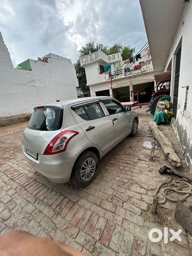Maruti Suzuki Swift 2012 Cng & Hybrids Good Condition