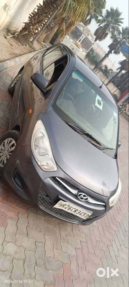 Hyundai I10 2015 Petrol 68000 Km Driven