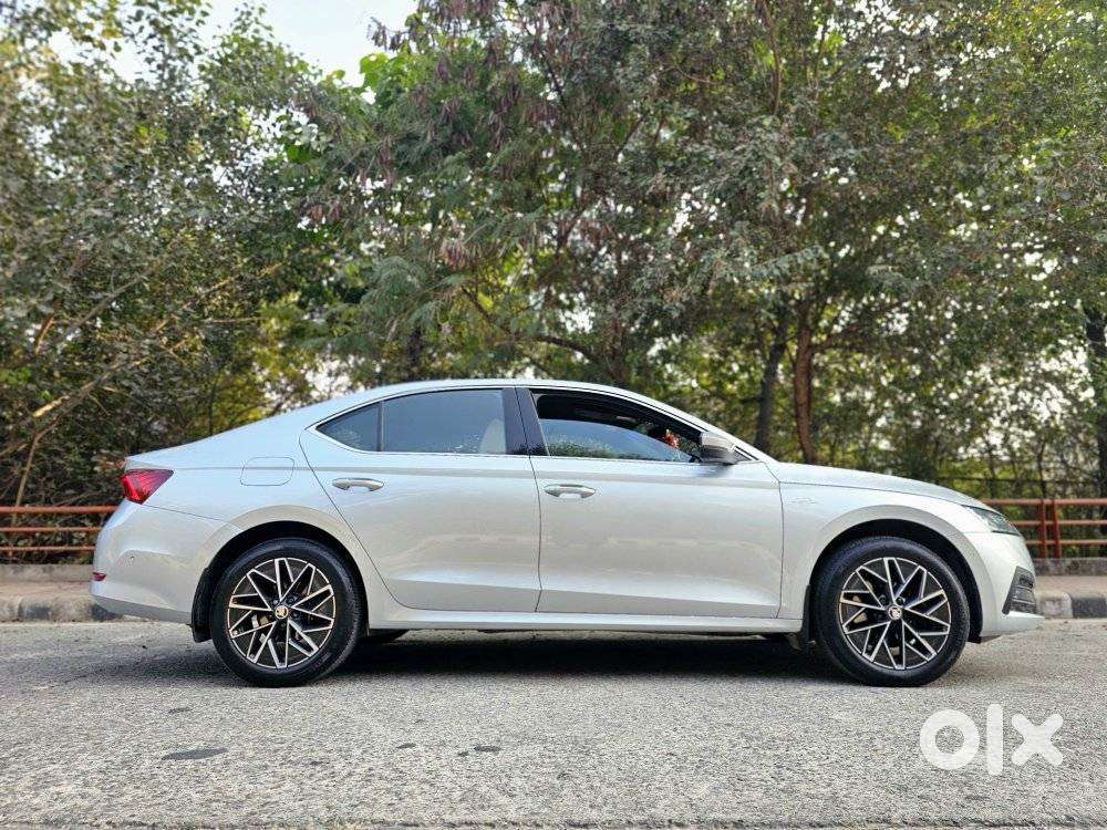 Skoda Octavia 1.8 Tsi At L K, 2022, Petrol