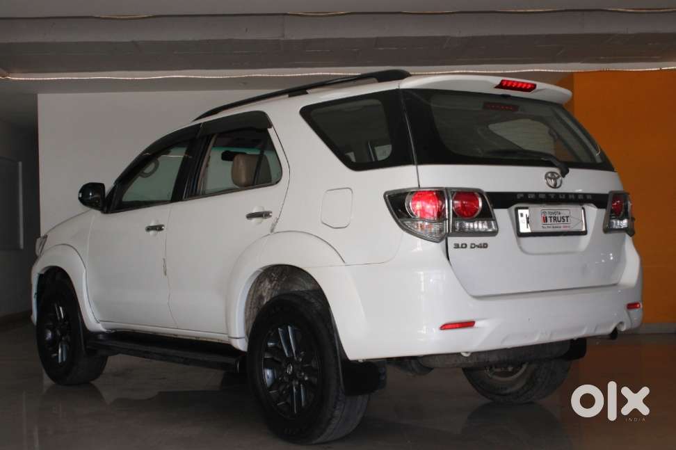 Toyota Fortuner 3.0 4x2 Mt, 2015, Diesel