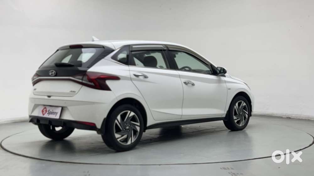Hyundai I20 Asta (o) 1.2 Ivt, 2023, Petrol