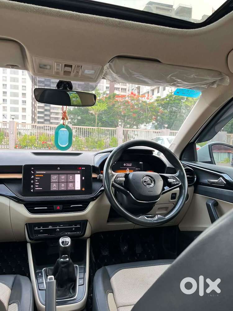 Skoda Slavia, 2022, Petrol
