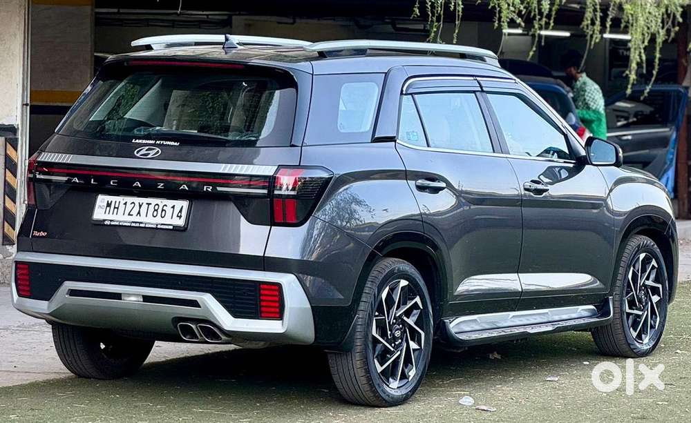 Hyundai Alcazar Platinum, 2025, Petrol