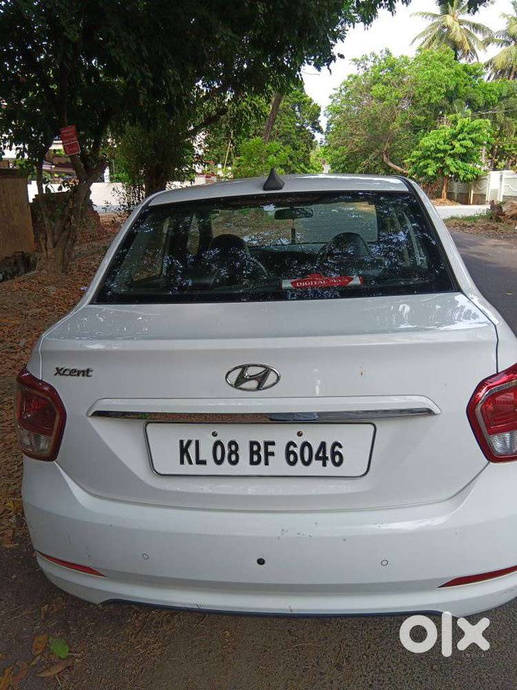 Hyundai Xcent, 2015, Petrol