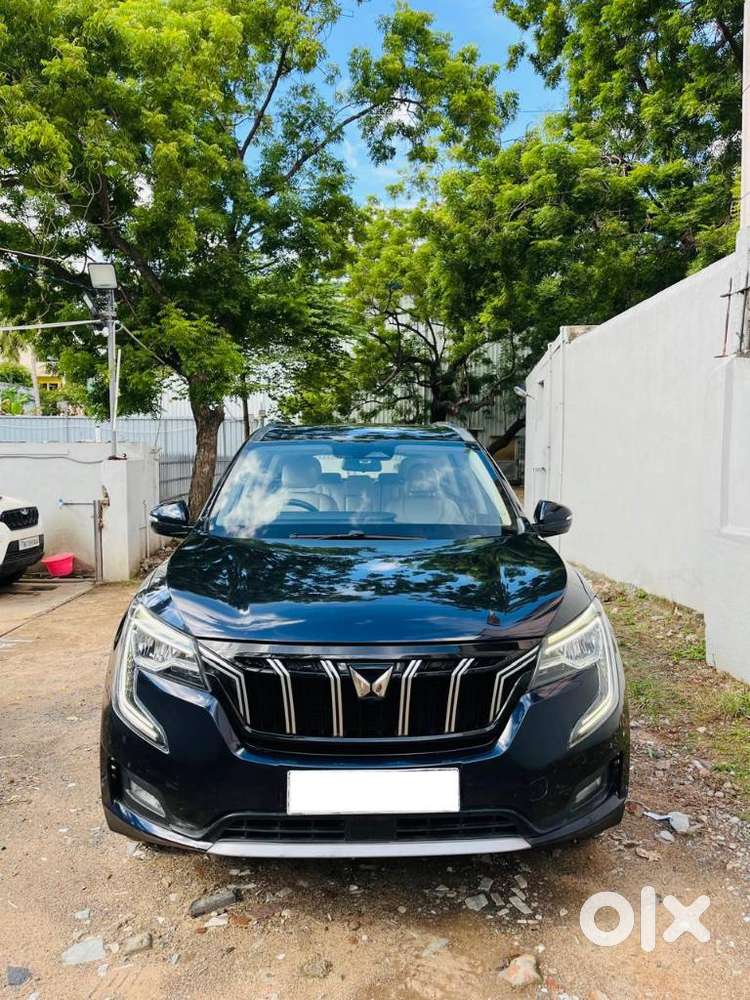 Mahindra Xuv700 2.0 Ax 7 Petrol Mt Str, 2022, Petrol