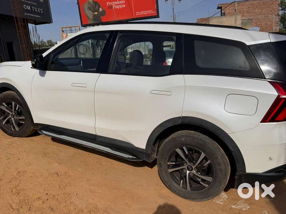 Mahindra Xuv700 2022 Diesel Well Maintained