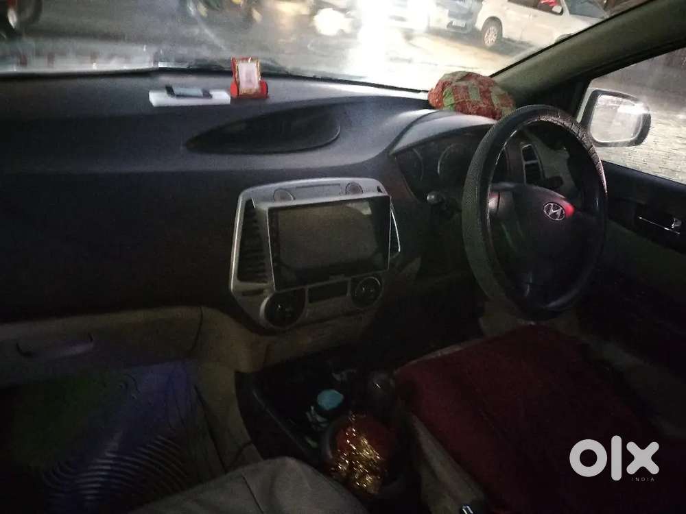 Hyundai Elite I20 2010 Diesel 150000 Km Driven