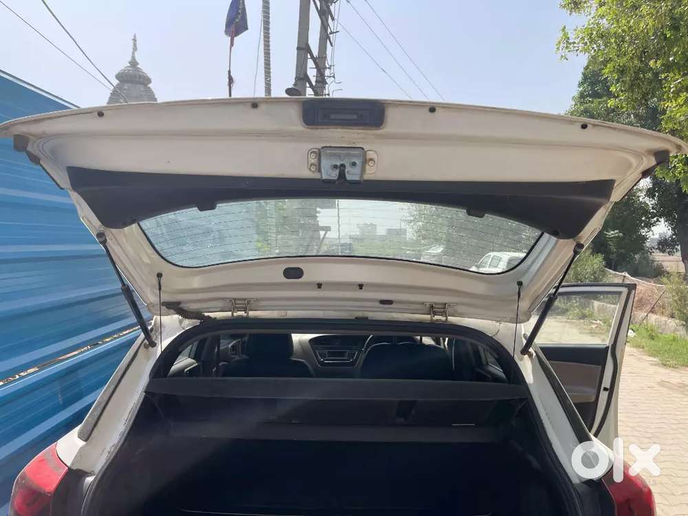 Hyundai I20 2017 Petrol 80000 Km Driven Nyc Car