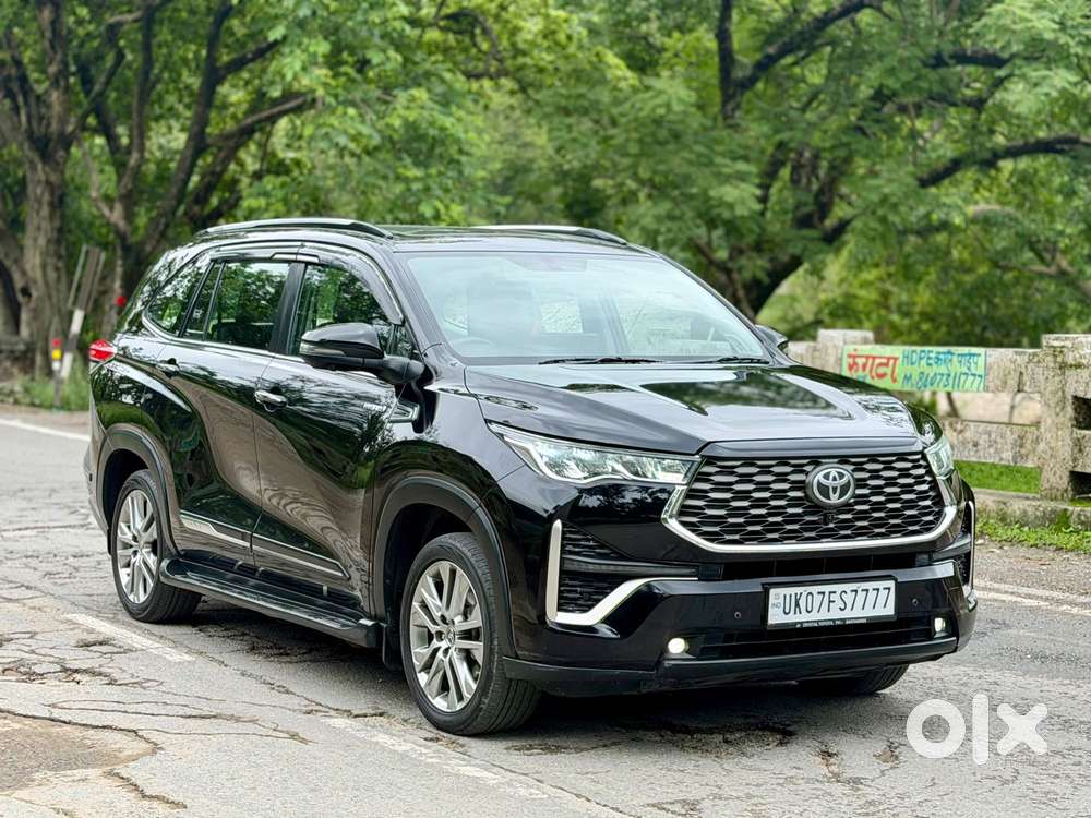 Toyota Innova Hycross 2.0 Zx Hybrid 7 Str, 2024, Petrol