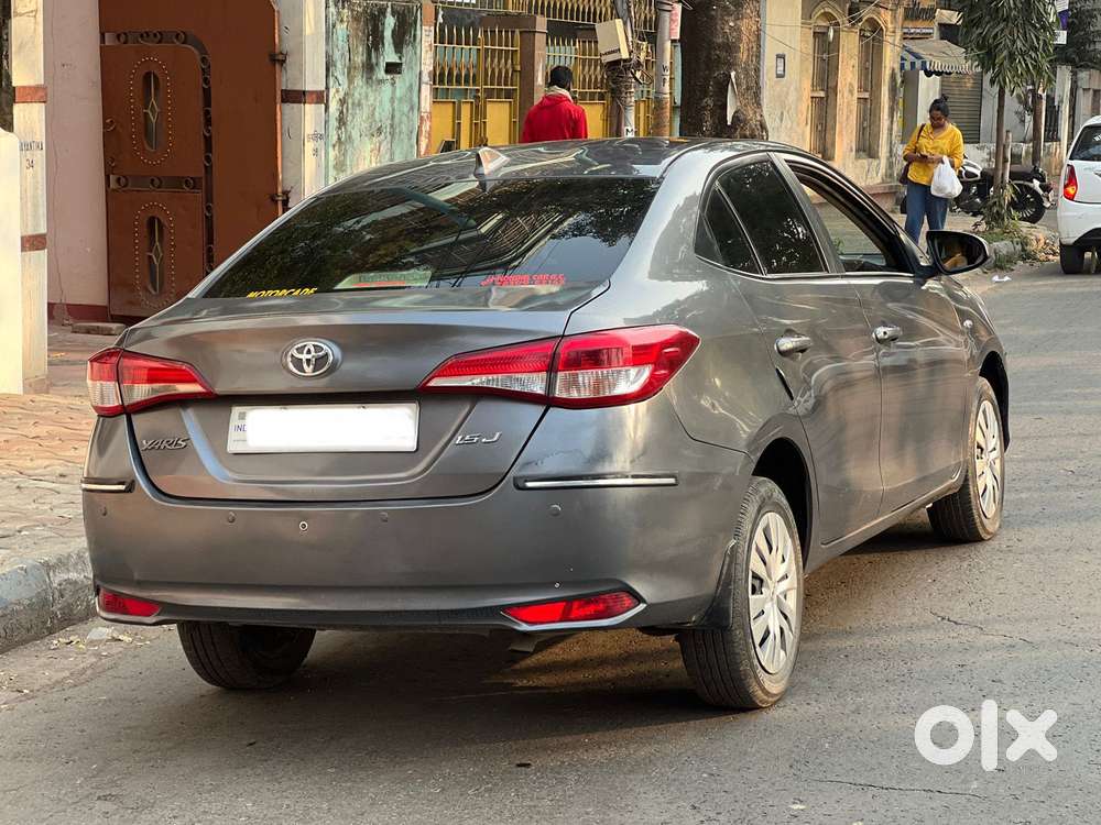Toyota Yaris J Cvt, 2018, Petrol