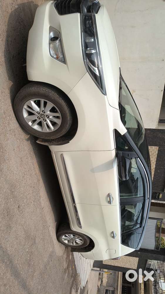 Toyota Innova Crysta 2019