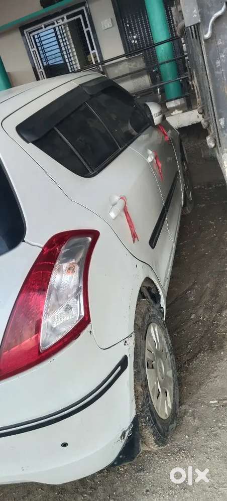 2013 Maruti Suzuki Swift Lxi