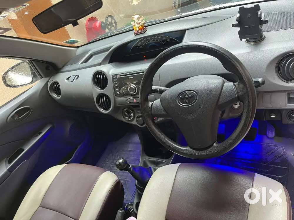 Toyota Etios Liva 2013