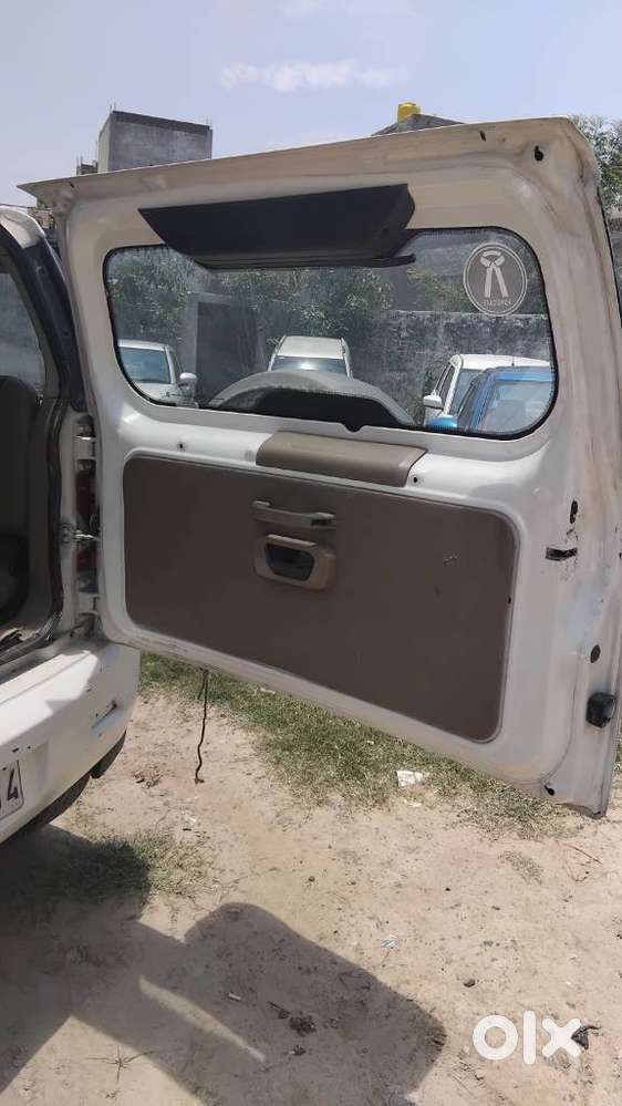 Mahindra Tuv 300, 2018, Diesel