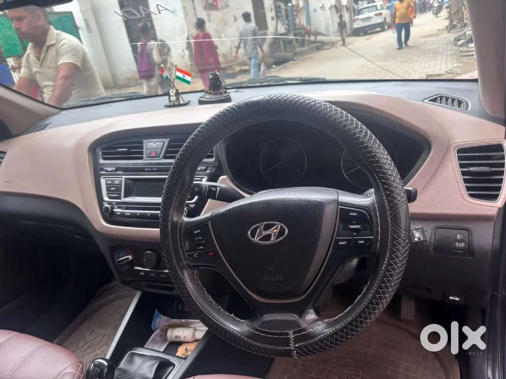 Hyundai Elite I20 2017 Cng & Hybrids 80000 Km Driven