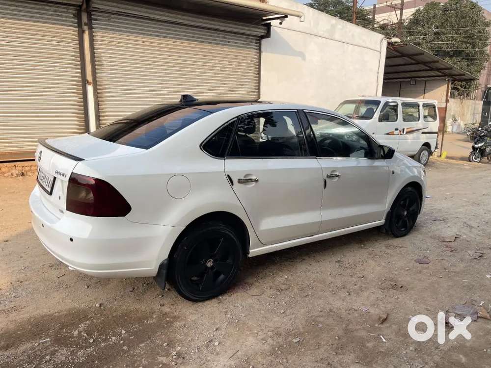 Skoda Rapid Diesel Top Model Well Maintained