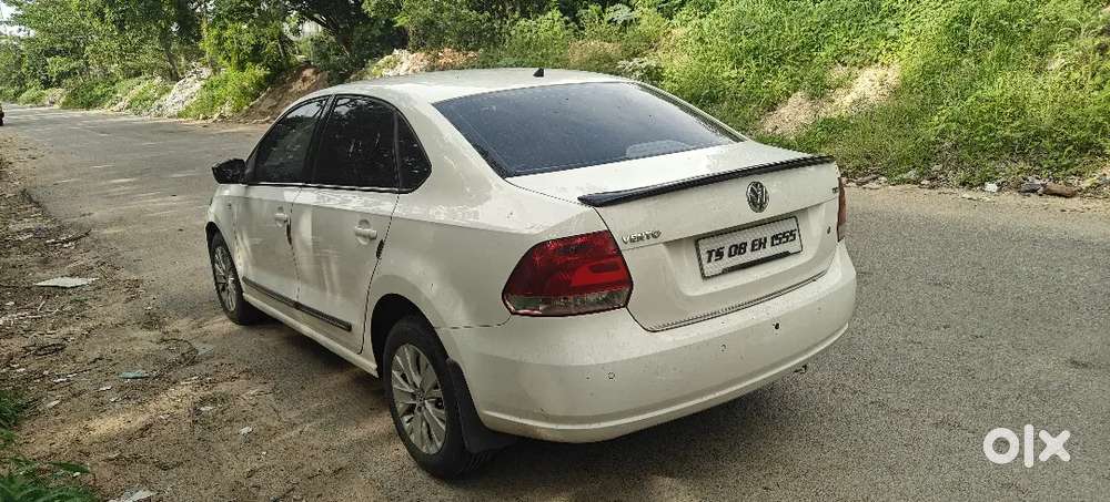 Volkswagen Vento Tdi 2015 Diesel Automatic