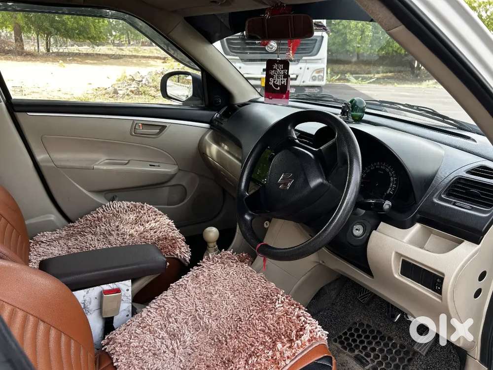 Maruti Suzuki Swift Dzire 2015 Diesel 97500 Km Driven