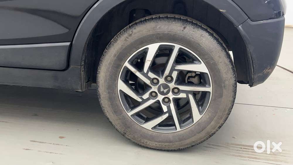 Mahindra Xuv300 W8 Option, 2022, Petrol
