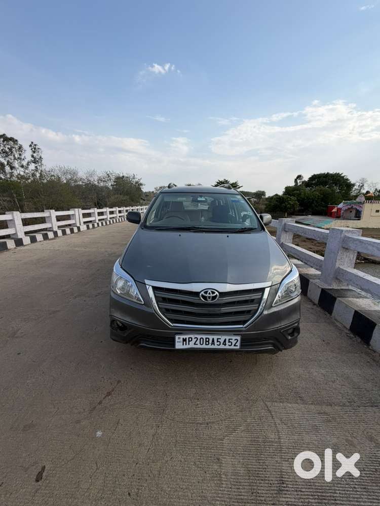 Toyota Innova Diesel 2015