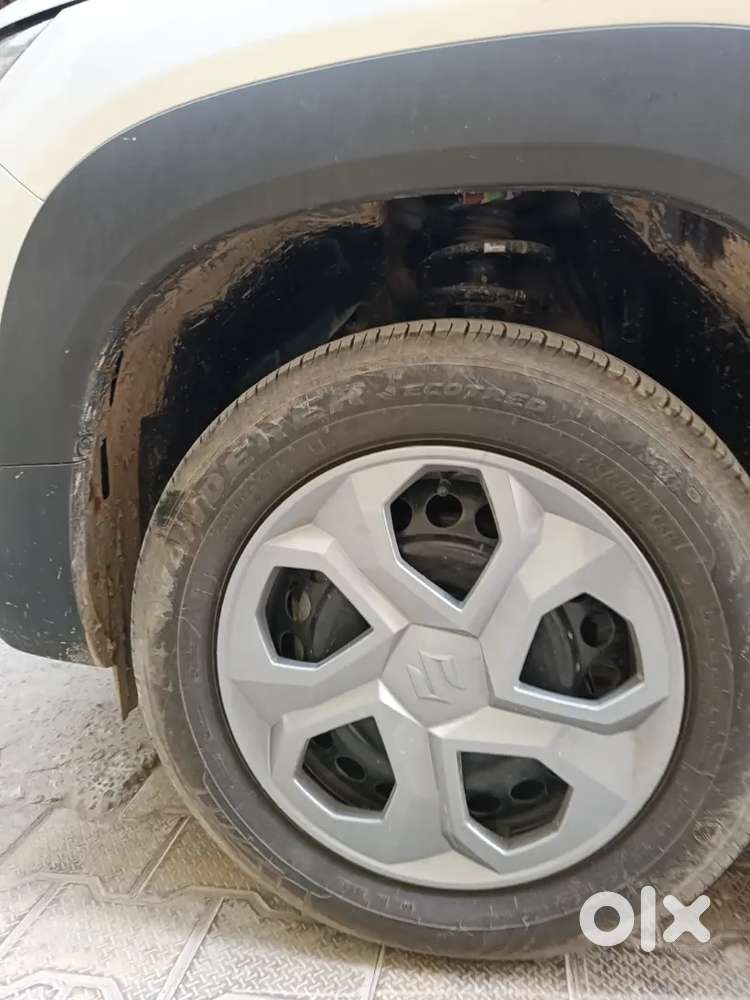 For Sale – 2024 Maruti Suzuki Brezza Lxi Cng (excellent Condition)