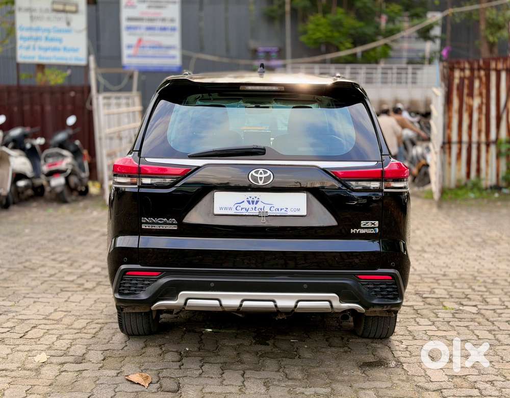 Toyota Innova Hycross 2.0 Zx Hybrid 7 Str, 2024, Petrol