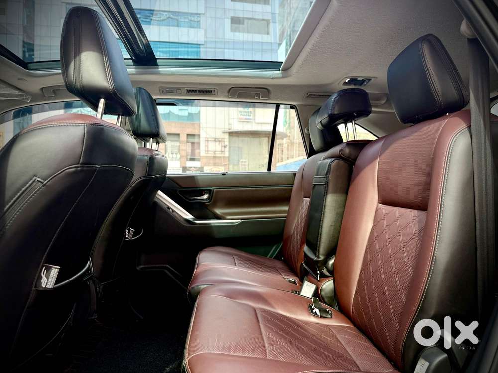 Toyota Innova Hycross 2.0 Vx (o) Hybrid 8 Str, 2025, Petrol