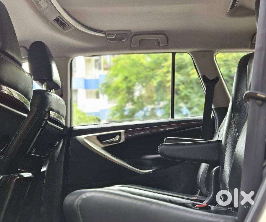 Toyota Innova Crysta 2.4 Z 7 Str, 2016, Diesel
