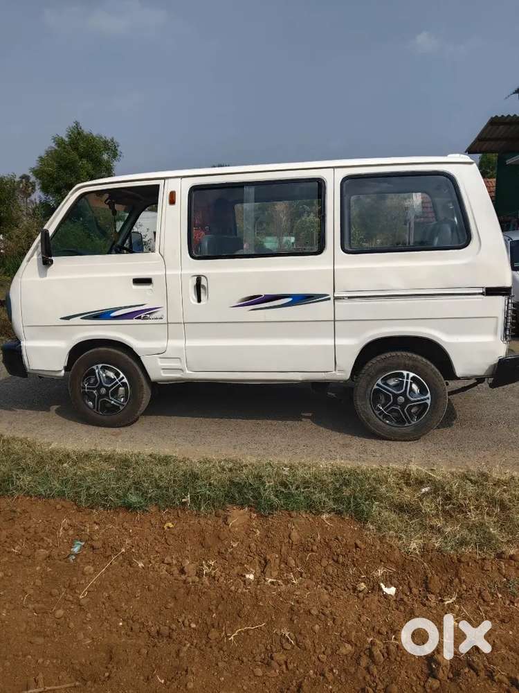 புது பெயிண்டிங் புது டயர் எப்சி இருக்கு