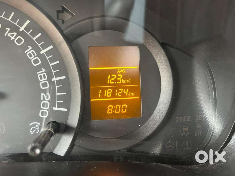 Maruti Suzuki Swift Lxi Option, 2017, Petrol