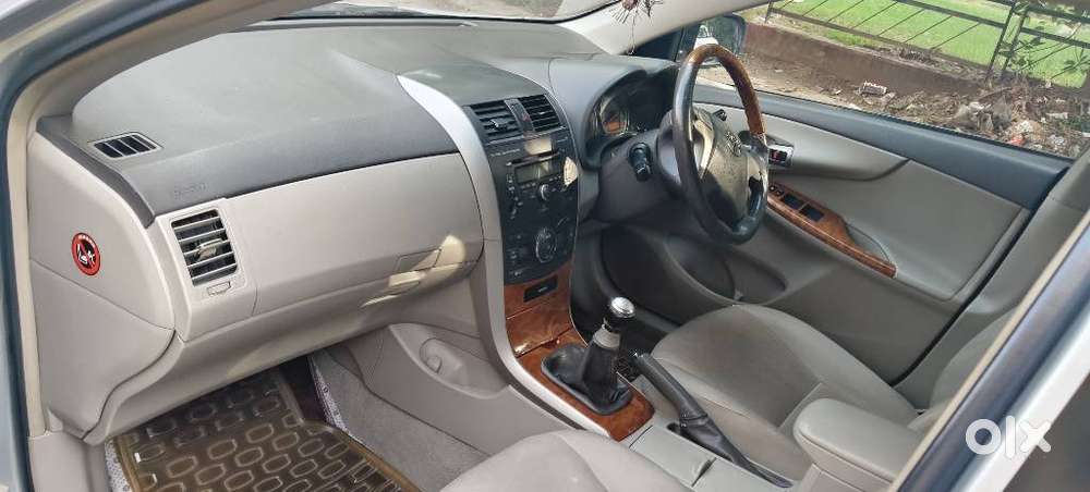 Toyota Corolla Altis 1.8 J, 2009, Petrol