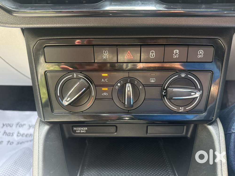 Skoda Kylaq Signature At, 2025, Petrol