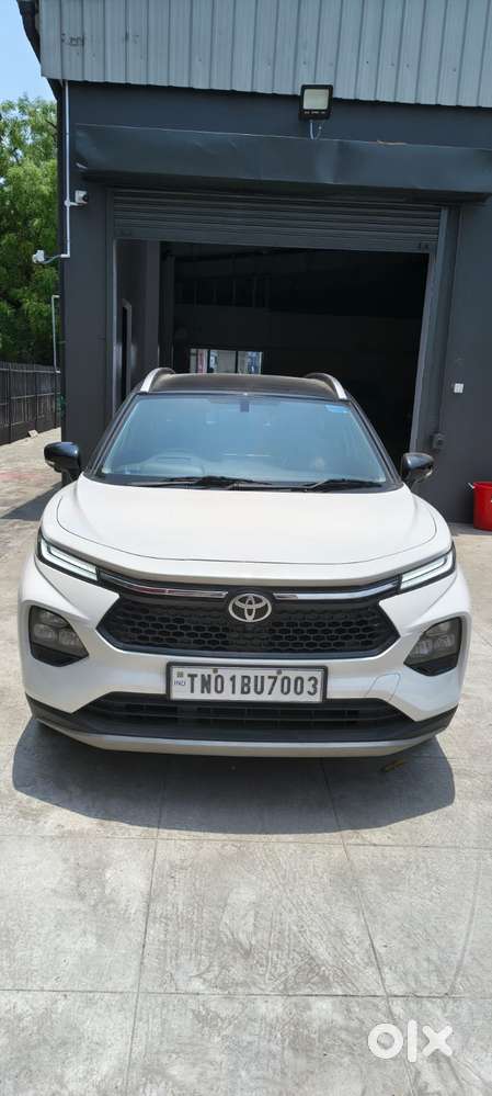 Toyota Urban Cruiser Taisor V 1.0 Petrol Mt Dual Tone, 2025, Petrol