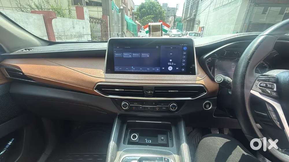 Mg Gloster 2022 Diesel, 98000km Driven