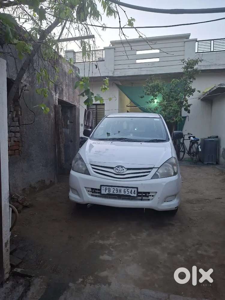 Toyota Innova 2008 Diesel 450000 Km Driven 28 Tik Pass