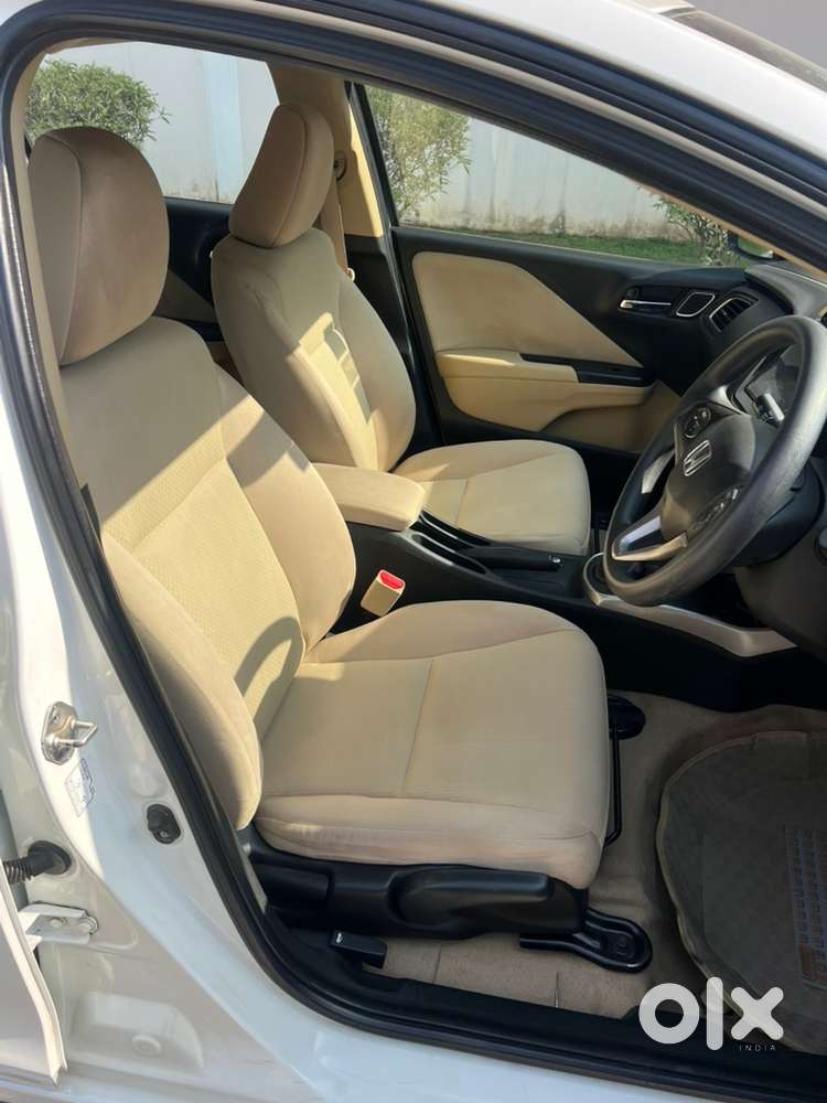 Honda City V Mt Petrol 2018  1st Owner  62000 Drivenwell Maintained