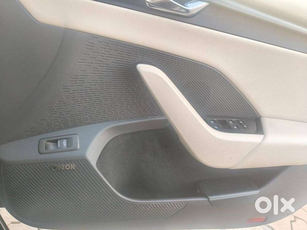 Skoda Octavia 2.0 L K Tsi At, 2022, Petrol