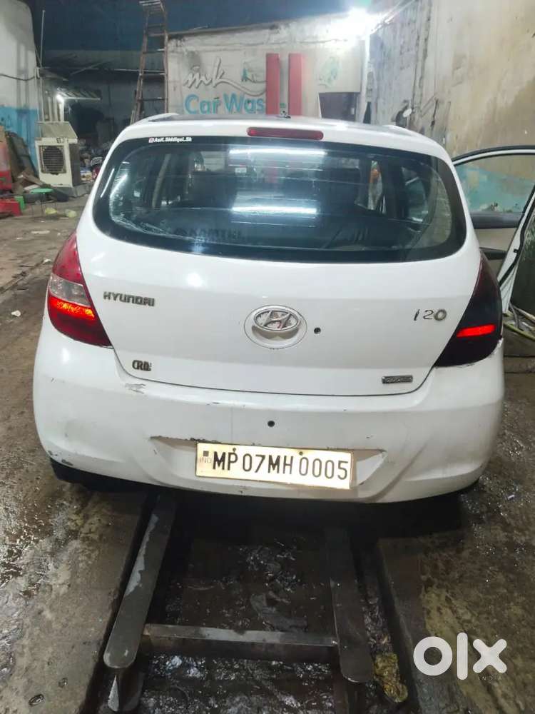 Hyundai I20 Sportz 2012