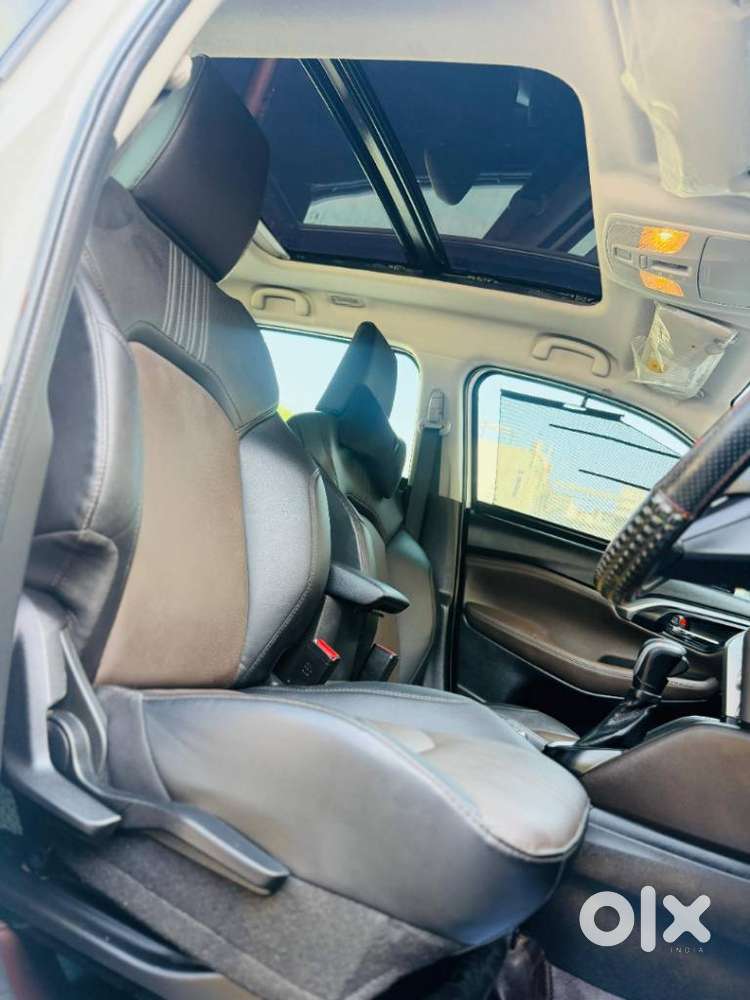 Toyota Urban Cruiser Hyryder 1.5 V Hybrid, 2024, Petrol