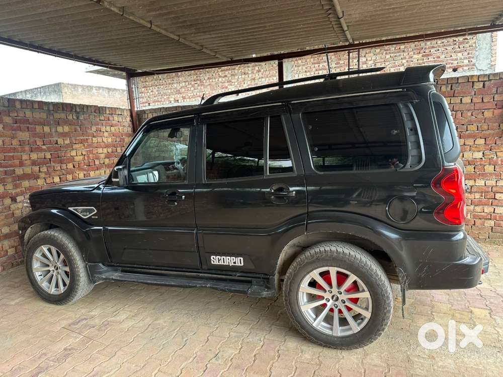 Mahindra Scorpio 2022 Diesel Classic Manual