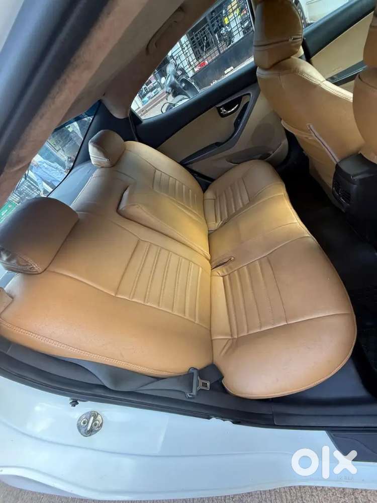 Hyundai New Elantra 2014 Diesel 93000 Km Driven