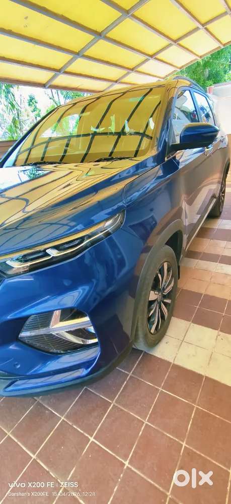 Mg Hector Plus 6 Str Top Model