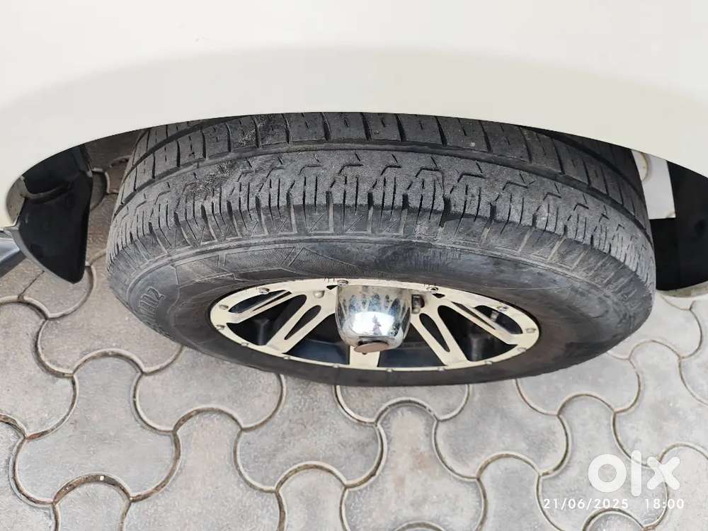 Tata Safari Storme Lx 2013 Diesel 4x2