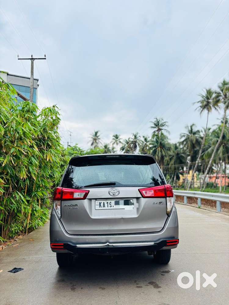 Toyota Innova Crysta 2.4 V, 2022, Diesel