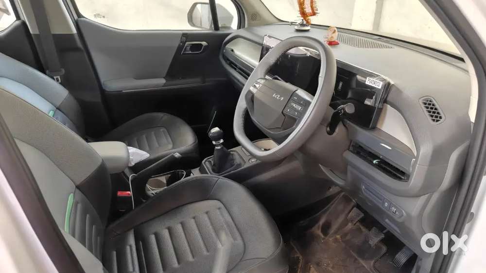 Kia Syros 2025 Petrol 4800 Km Driven