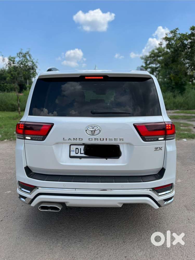 Toyota Land Cruiser Zx Petrol, 2024, Petrol